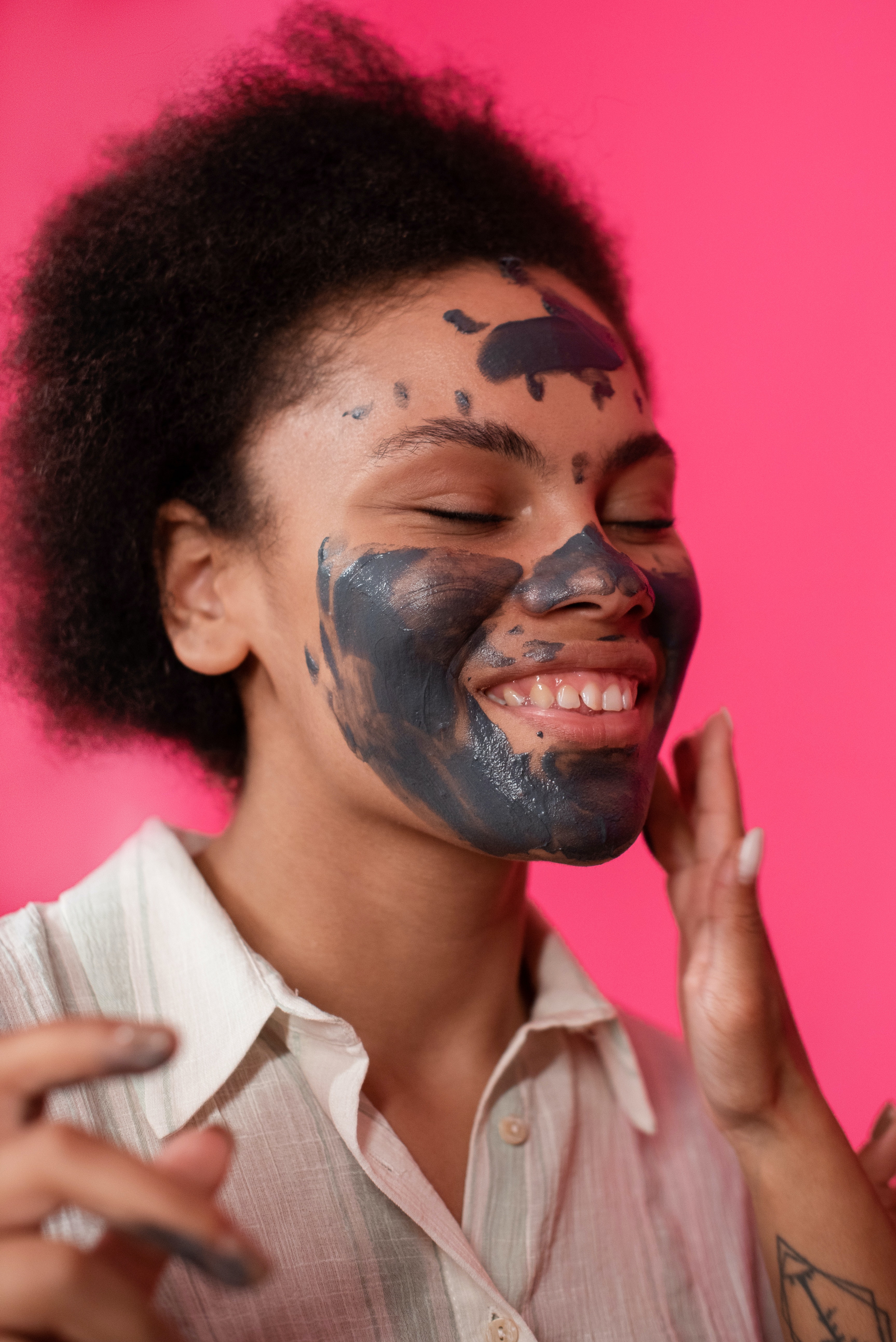 5 Skincare Resolutions And Essential Goals To Adopt In 2022