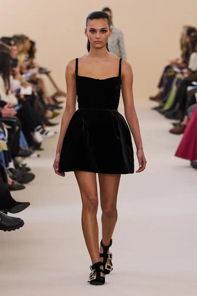 12 Runway Trends to Elevate Your Christmas Party Outfits | Wardrobe Icons