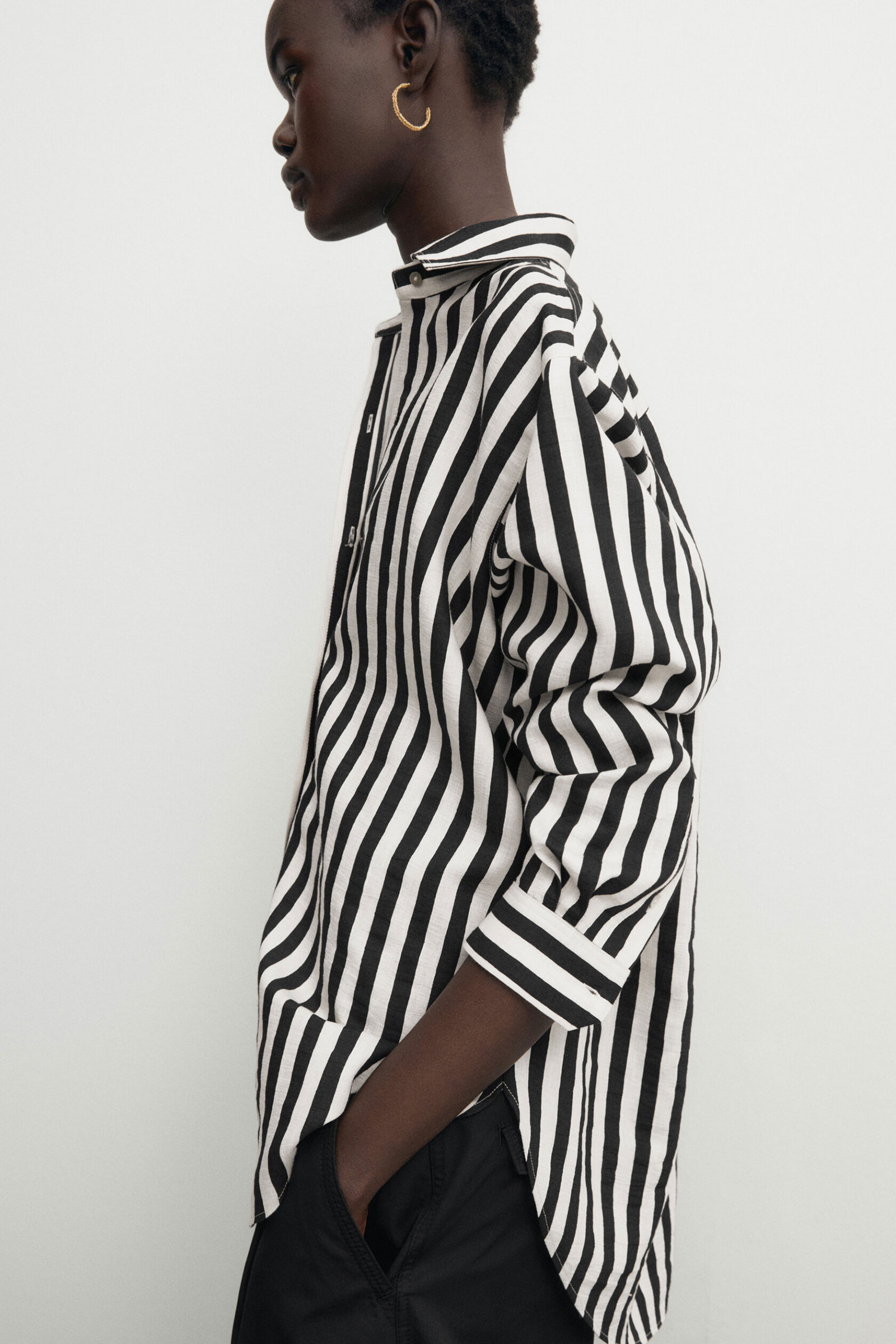 Black and white outlet striped shirt mens fashion