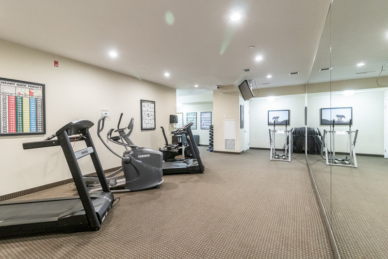 Gym Amenities at 539 Belmont Ave
