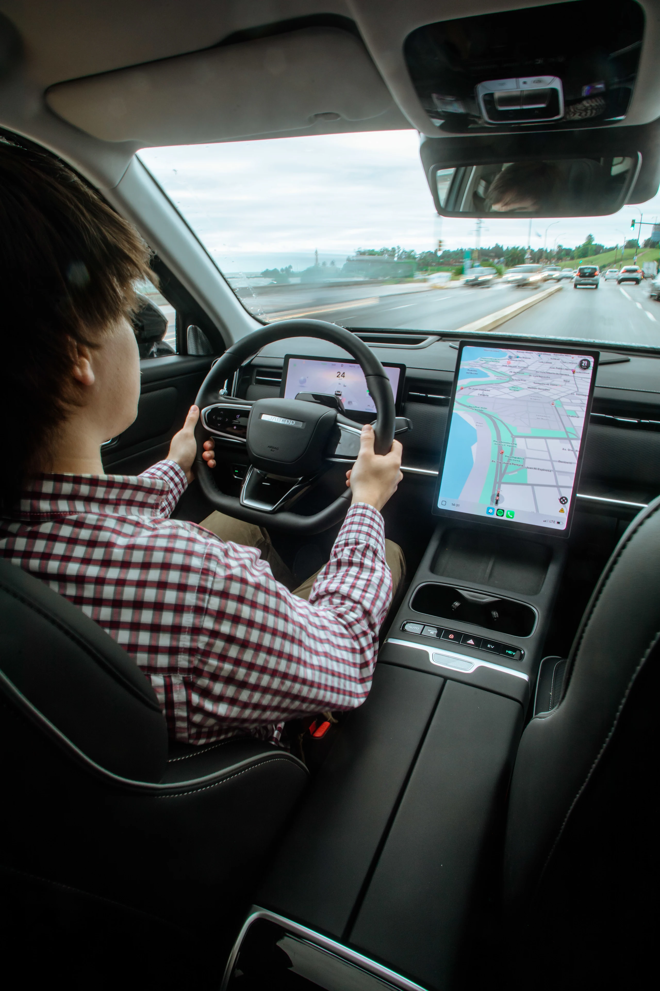Modo eléctrico puro para la ciudad