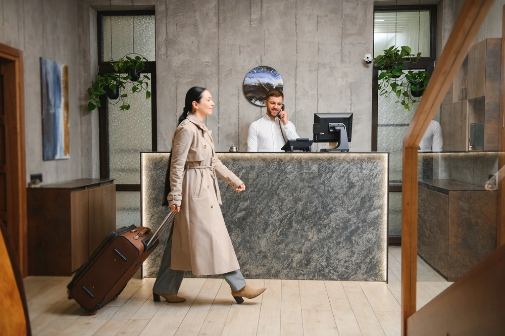 elegant-business-woman-with-travel-trolley-luggage