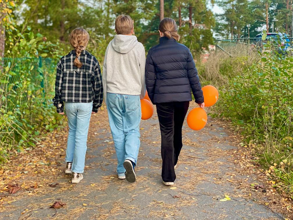 Bild på insamlingen med titeln: Väringaskolan för Världens Barn