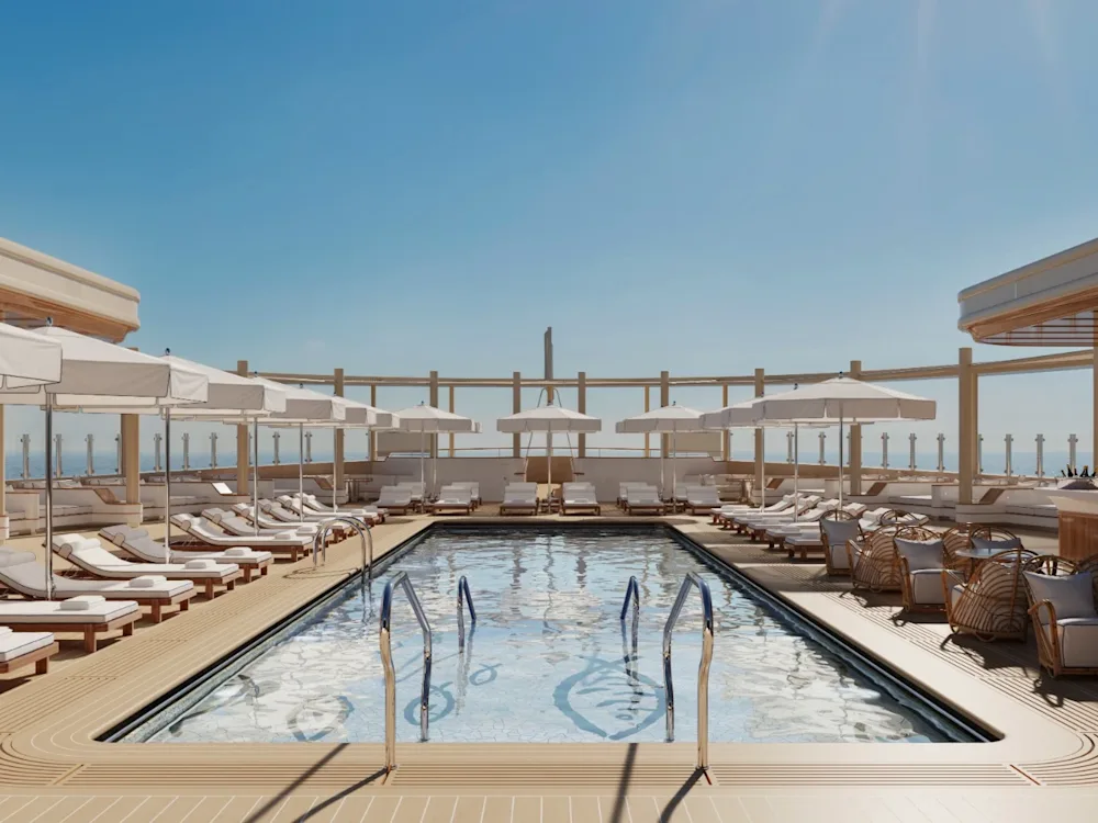 The pool deck on Four Seasons I