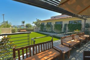 Addiction Medicine - Outside