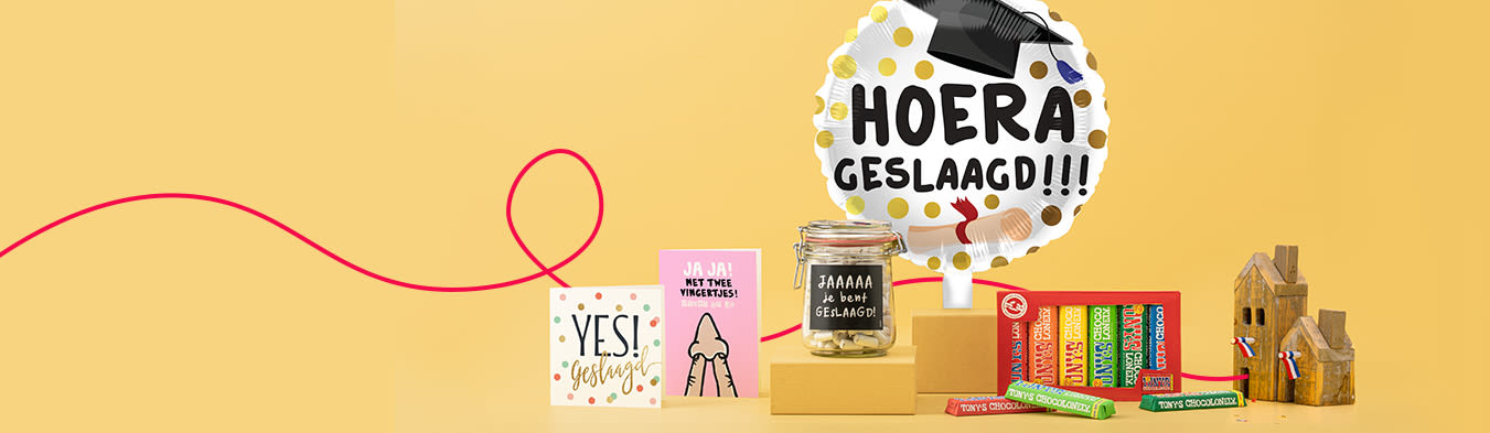 Geslaagd cadeau diploma - Cadeaufles Hoera je bent geslaagd- Examen Geslaagd cadeau diploma - Cadeaufles Hoera je bent geslaagd- Examen