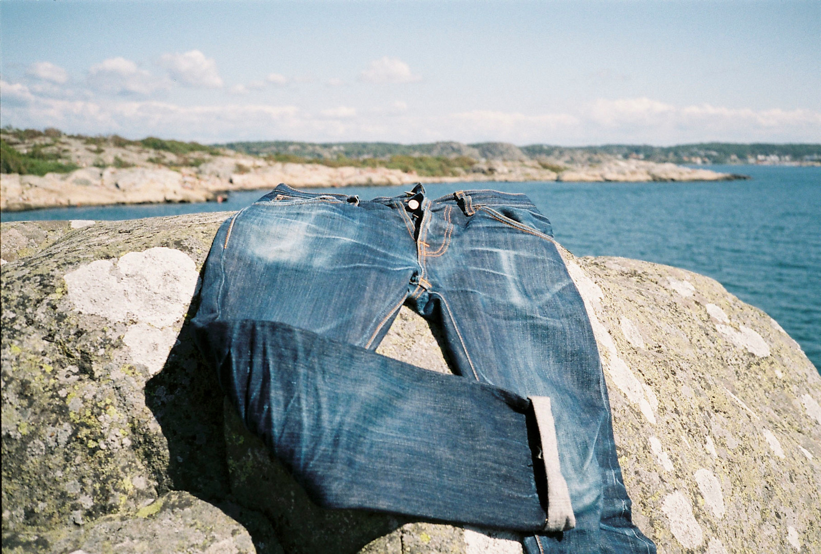 How to wash a pair of dry jeans – Nudie Jeans | Create tomorrow's ...