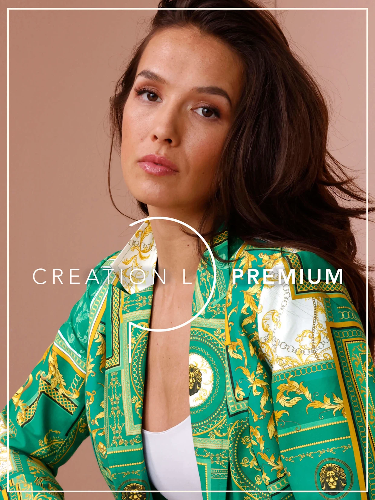 Aktuelle Damenmode, schicke Schuhe und Wäsche creation L