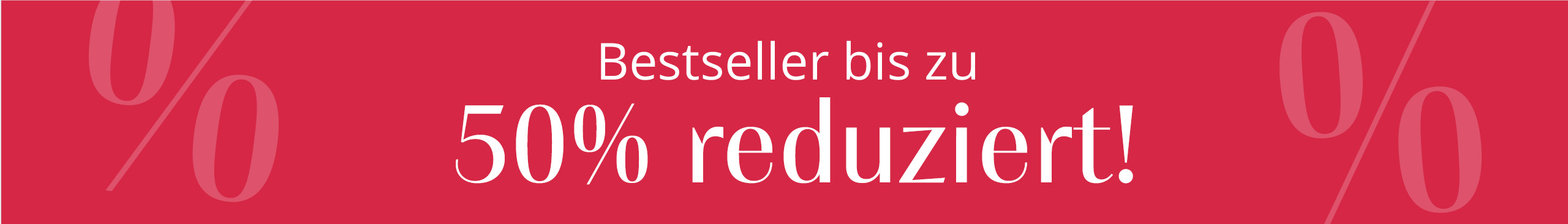 Ein Model im roten Blazer vor rotem Hintergrund, ergänzt durch ein dezentes Prozentzeichen, das eine Werbeaktion andeutet.
