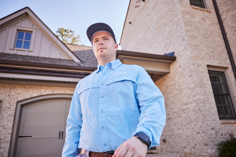 How To Add Pest Control Services to Your Lawn Care Business Featured Image