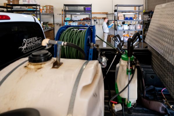 Warehouse-Tech-Truck-Green-Machine-Pest-04