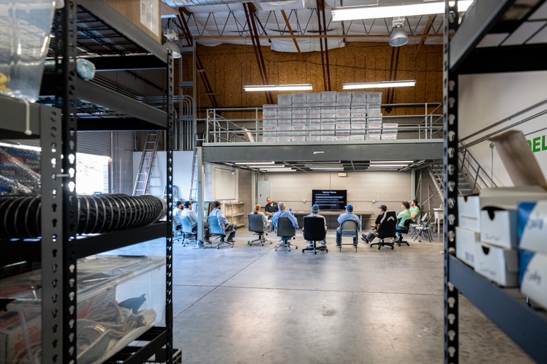 How To Create A Winning Pest Control Employee Training Program Featured Image