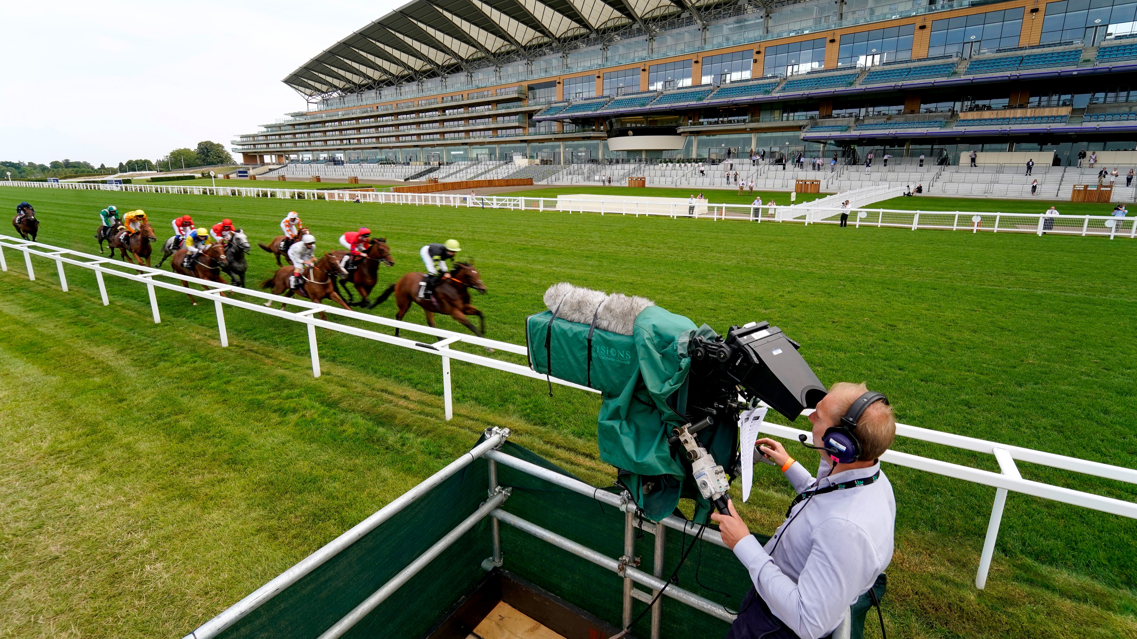 sky sports racing live stream free