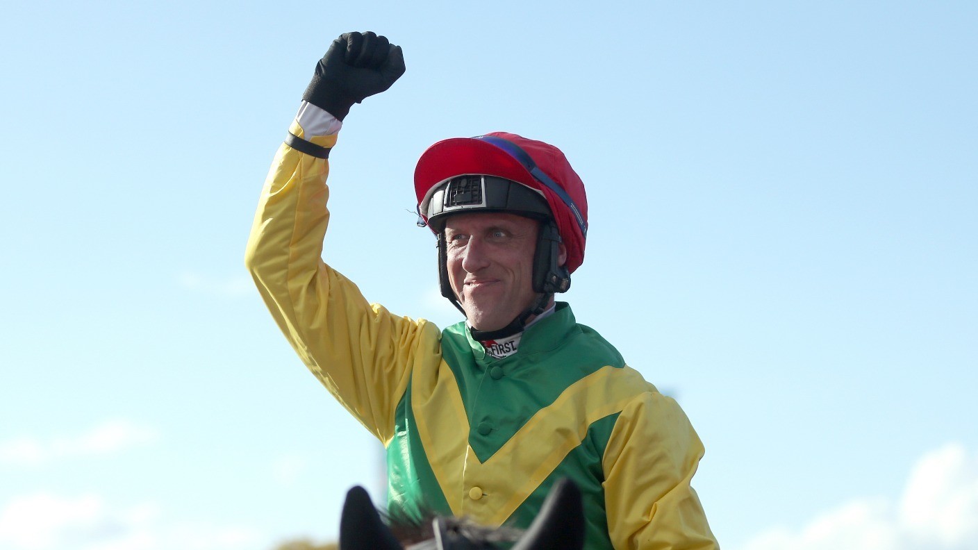 Power to have pick of Tizzard-trained Potts' family horses at ...
