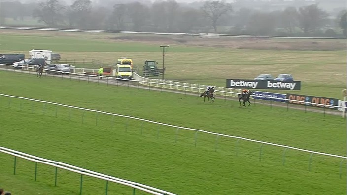 Flying Angel takes Kingmaker crown at Warwick | Racing