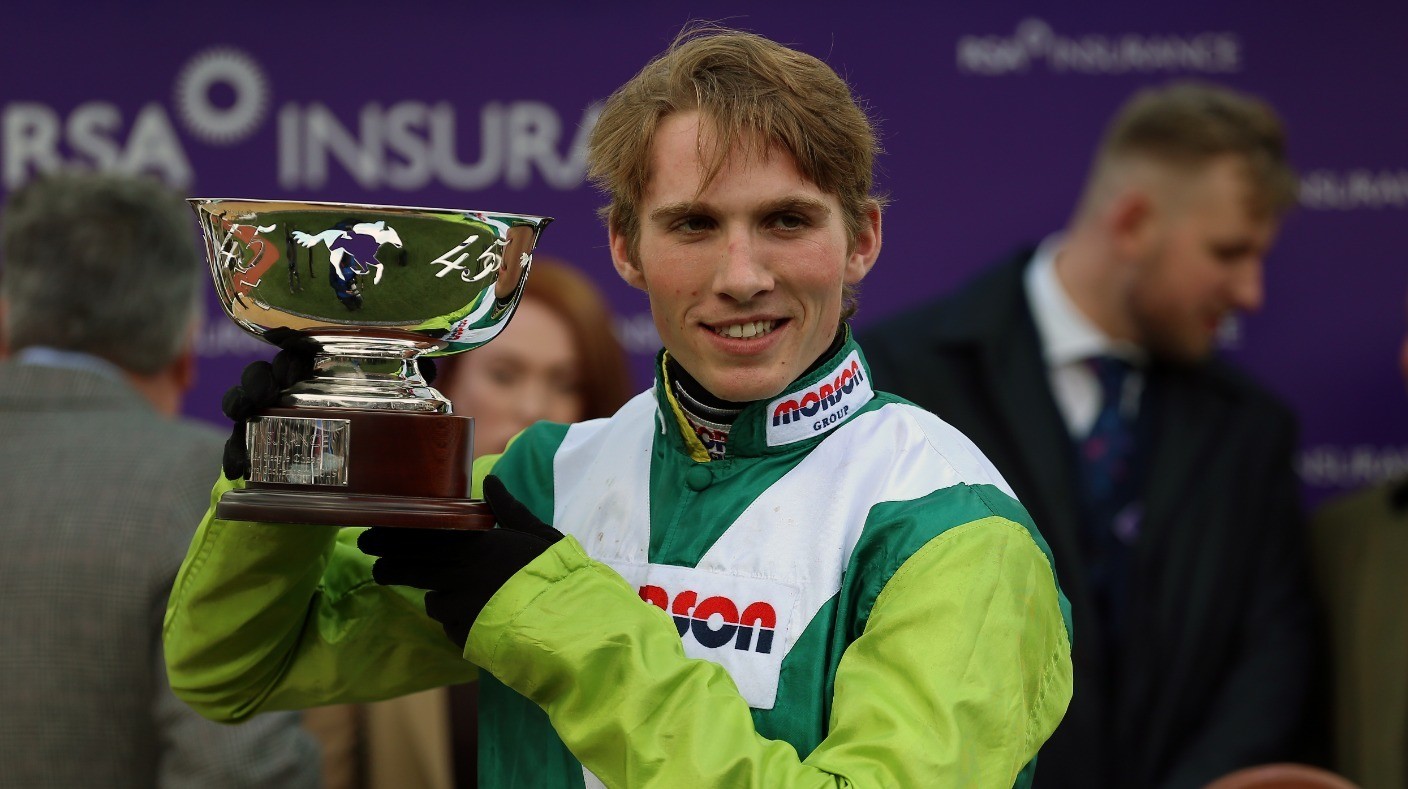 Cobden reaches careerfirst century at Exeter Racing