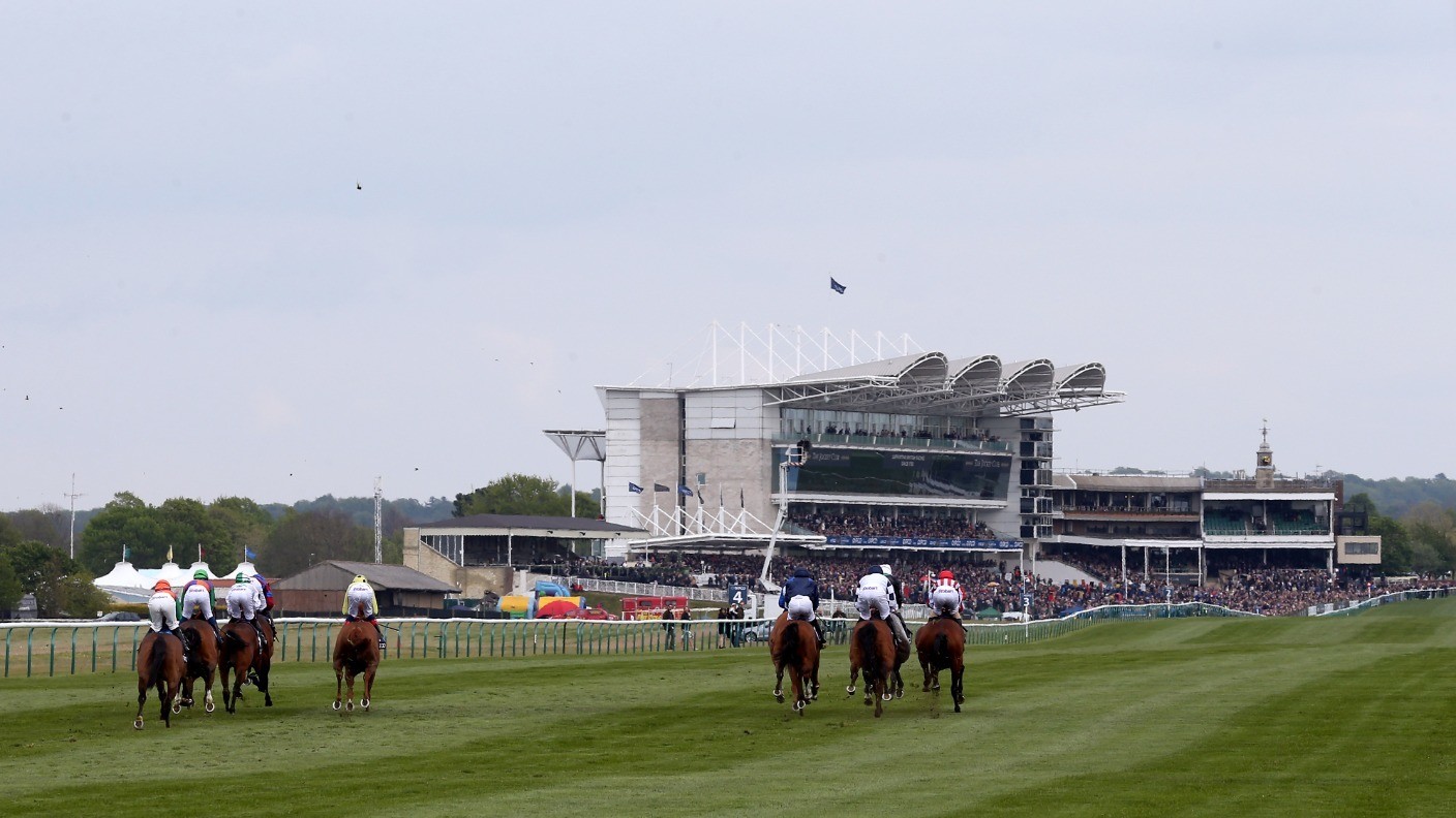 Field sizes to be restricted when racing resumes in Britain | Racing