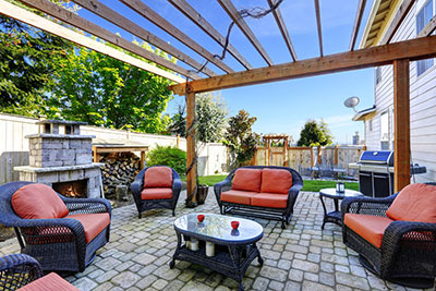 pergola-outdoor-seating-area