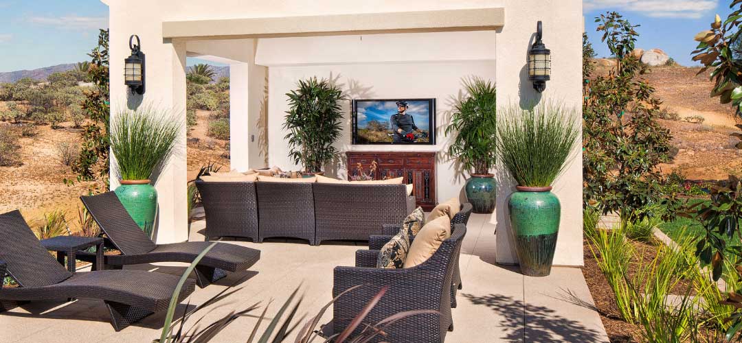 patio-with-outdoor-television