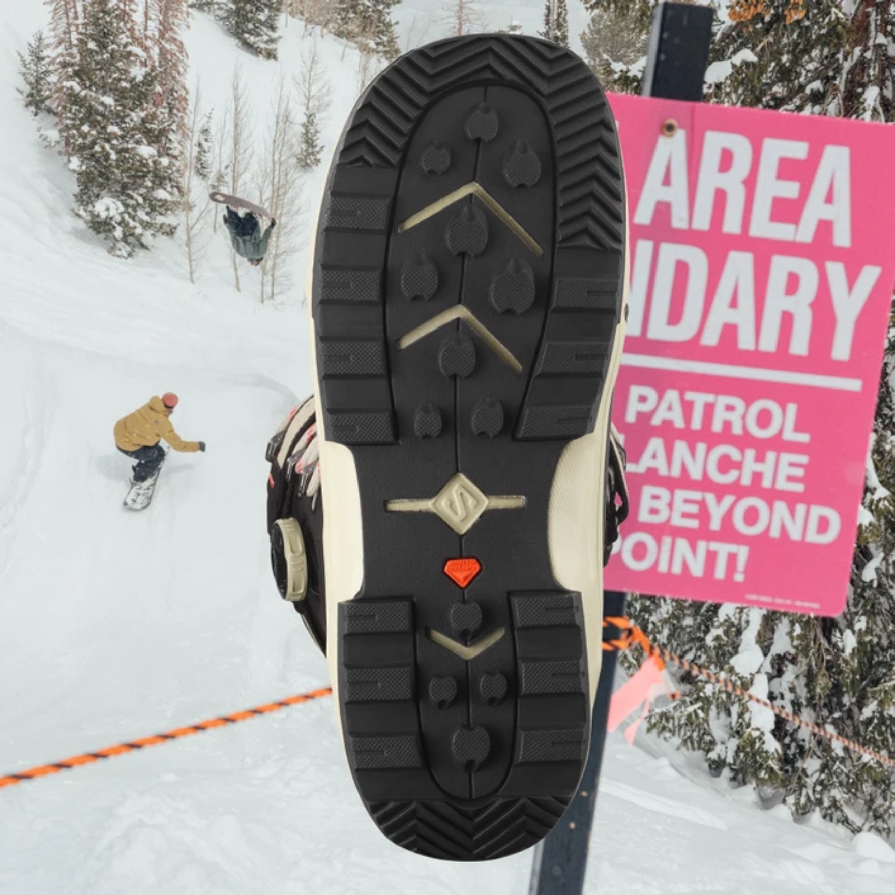 MOVING FORWARD | Salomon