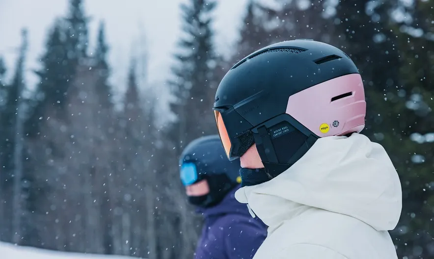 teaser-when-to-change-your-ski-helmet-landscape