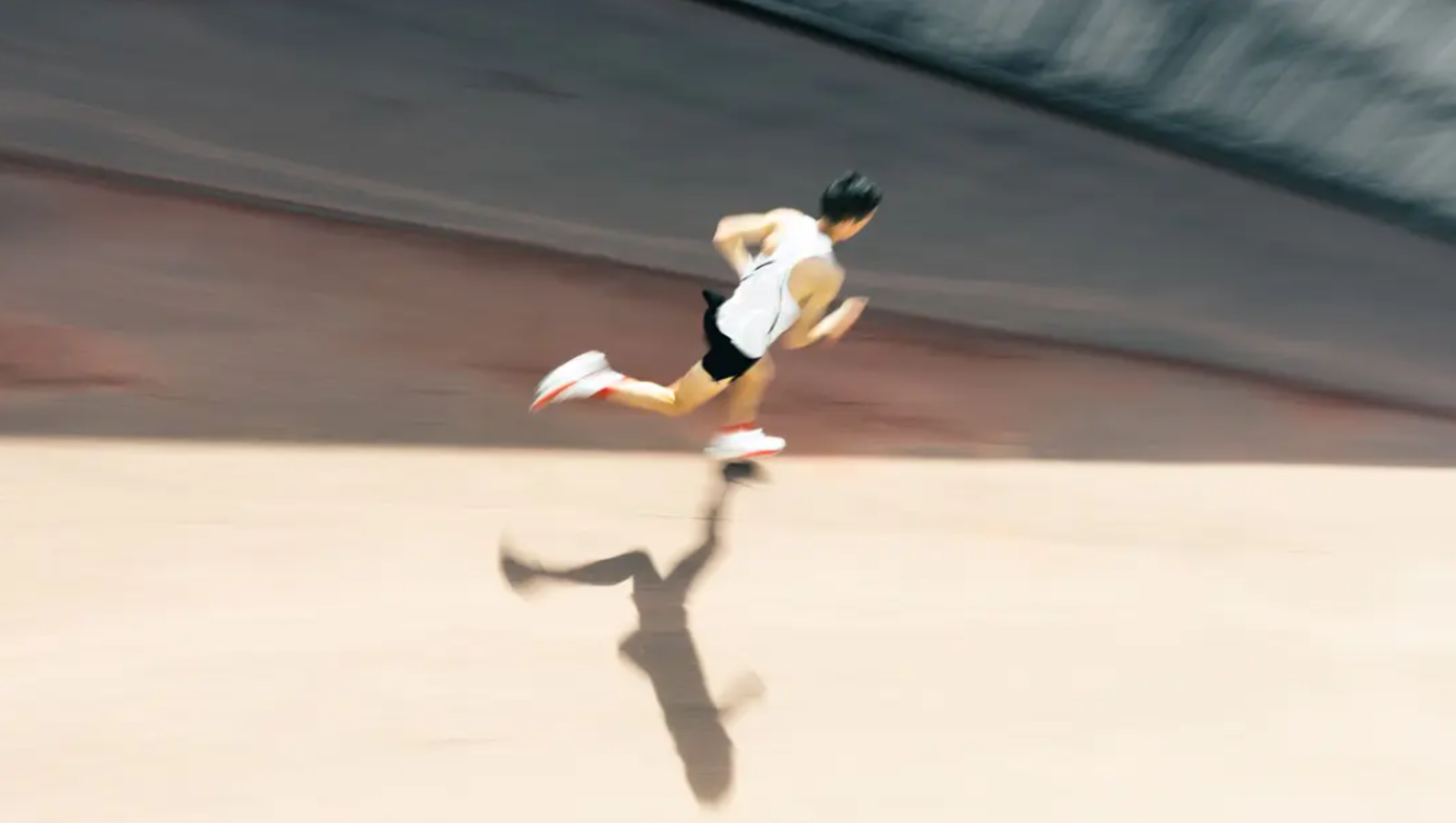 Slik bruker du tempo i løp: utregning, trening, konkurranse | Salomon, image size:1910x1080