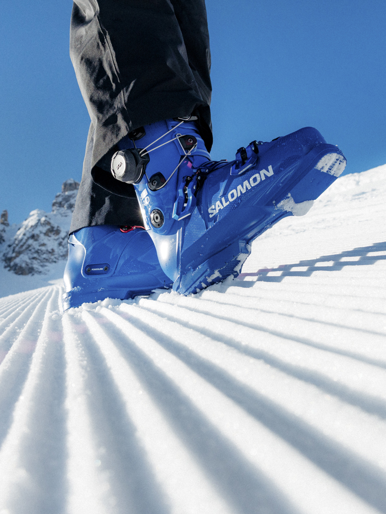 Men's & Women's Skiing Equipment & Clothing | Salomon