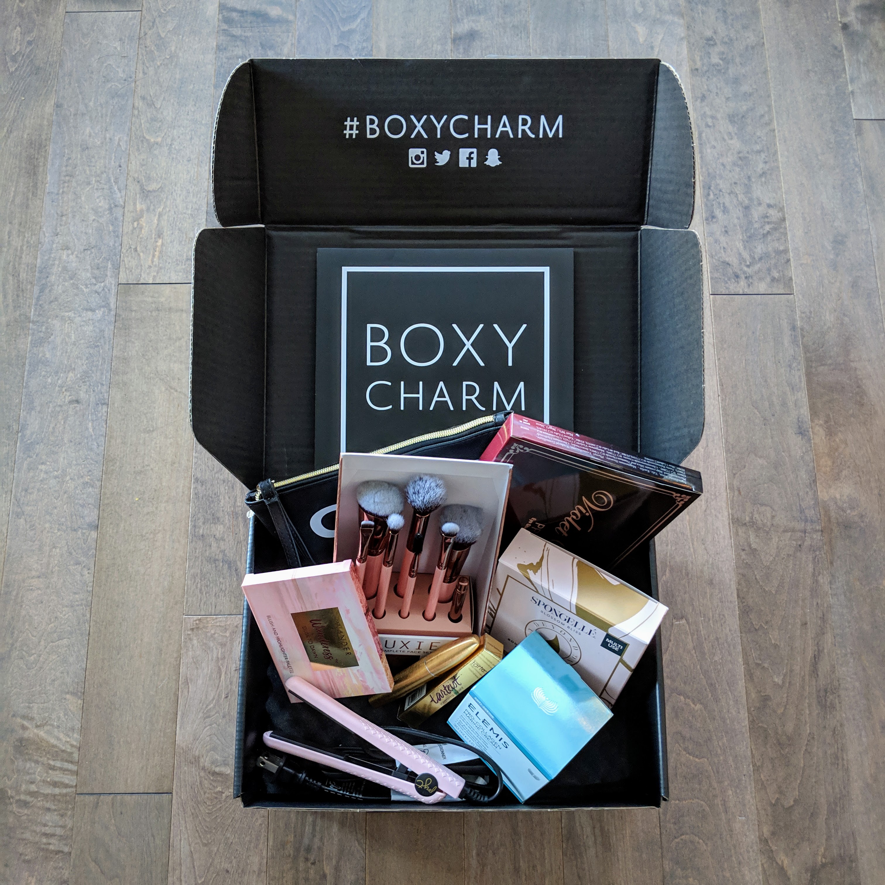 boxycharm-boxyluxe-december-2018