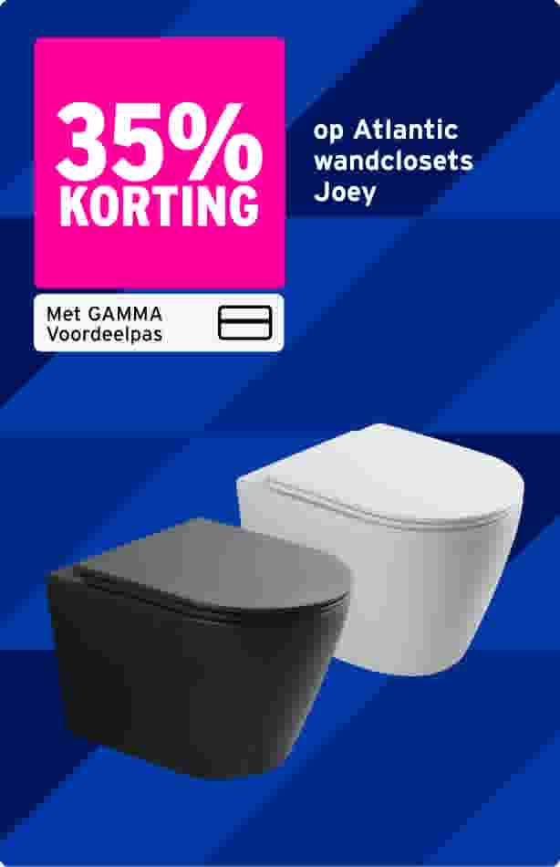 35% korting op Atlantic wandclosets Joey, zwart en wit toilet op blauwe achtergrond met GAMMA Voordeelpas aanbieding