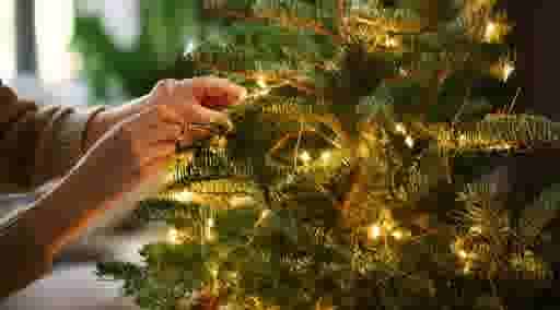 Stappenplan - Kerst - Kerstboom optuigen - thumbnail