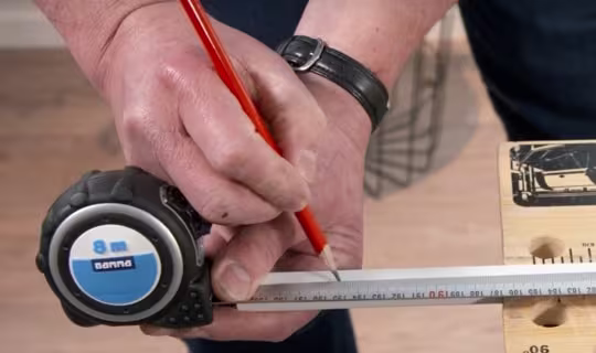 Hoe kort ik mijn gordijnen in?