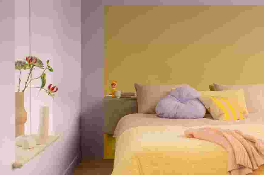 Flexa kleur van het jaar Sweet Embrace in de slaapkamer