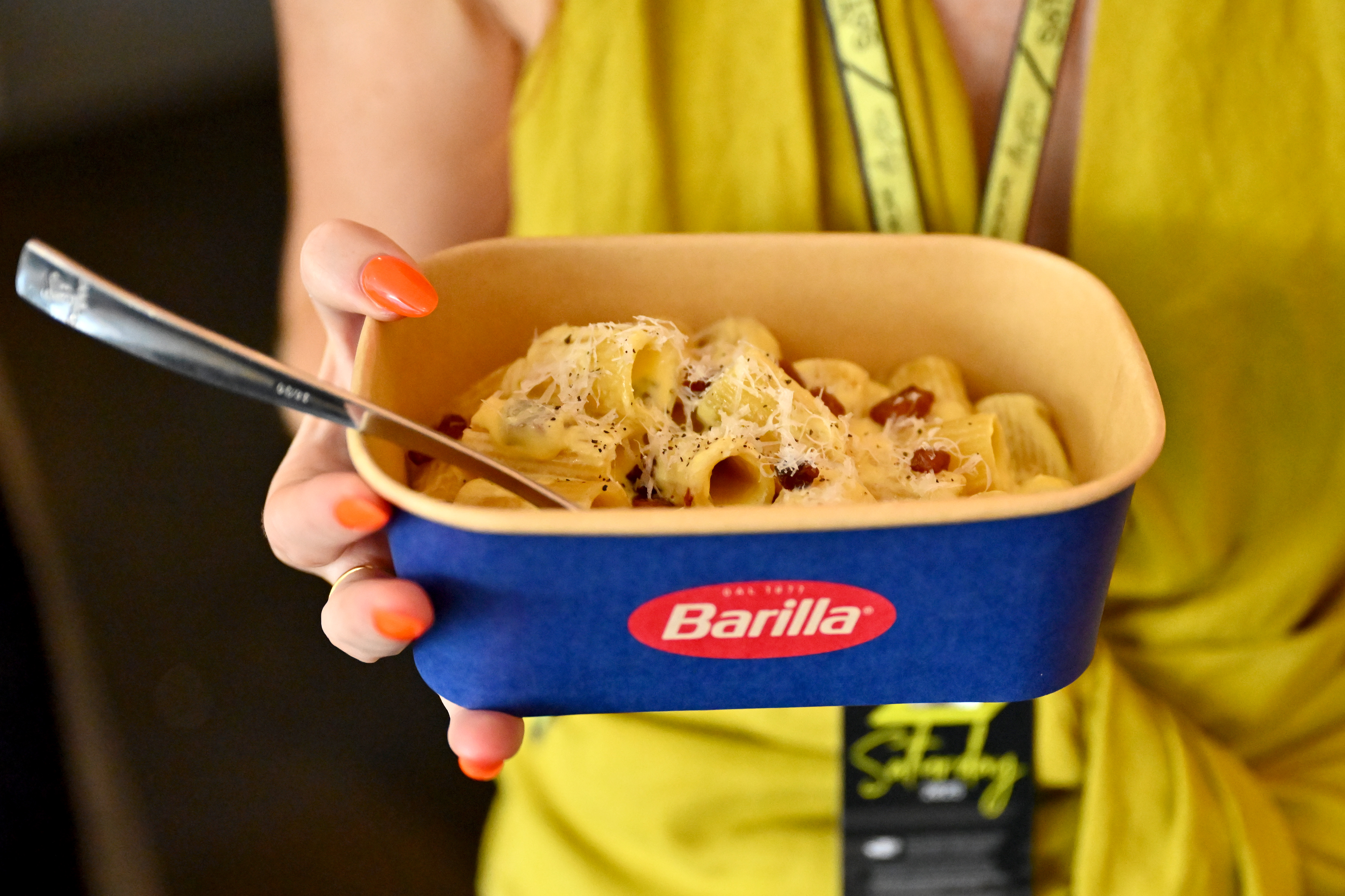 Barilla × F1 コラボ デニムエプロン イタリア製レザー使用 0be88a7a6cc78dc910c5baf888d6a5
