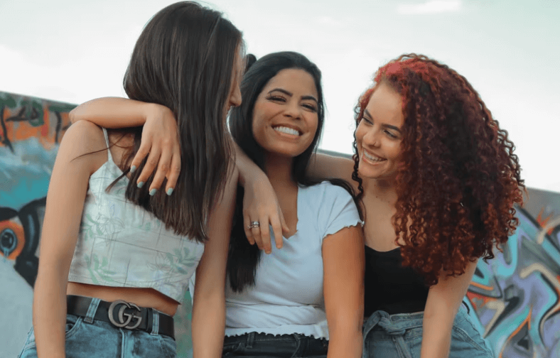 7 ways to make friendship stronger