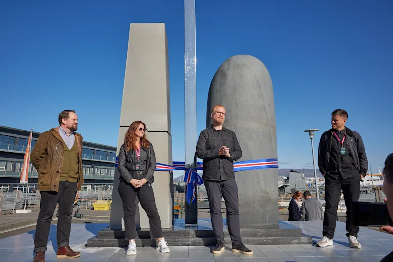 Monument 2