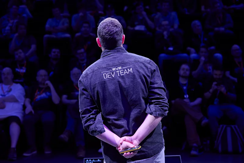 Fanfest 2025 - Presenter with crowd
