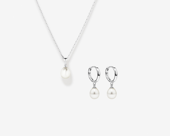 pearl necklace earring set