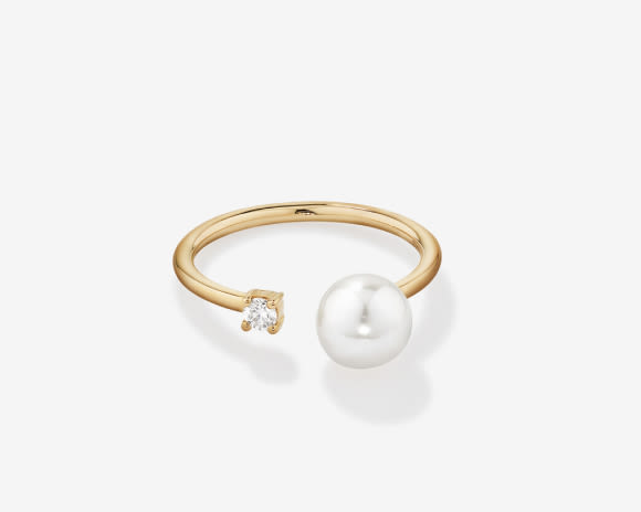 pearl rings