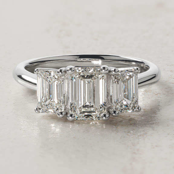 [QQ] AU - PLP - QuickLink Image - Engagement - Engagement Rings - Three Stone