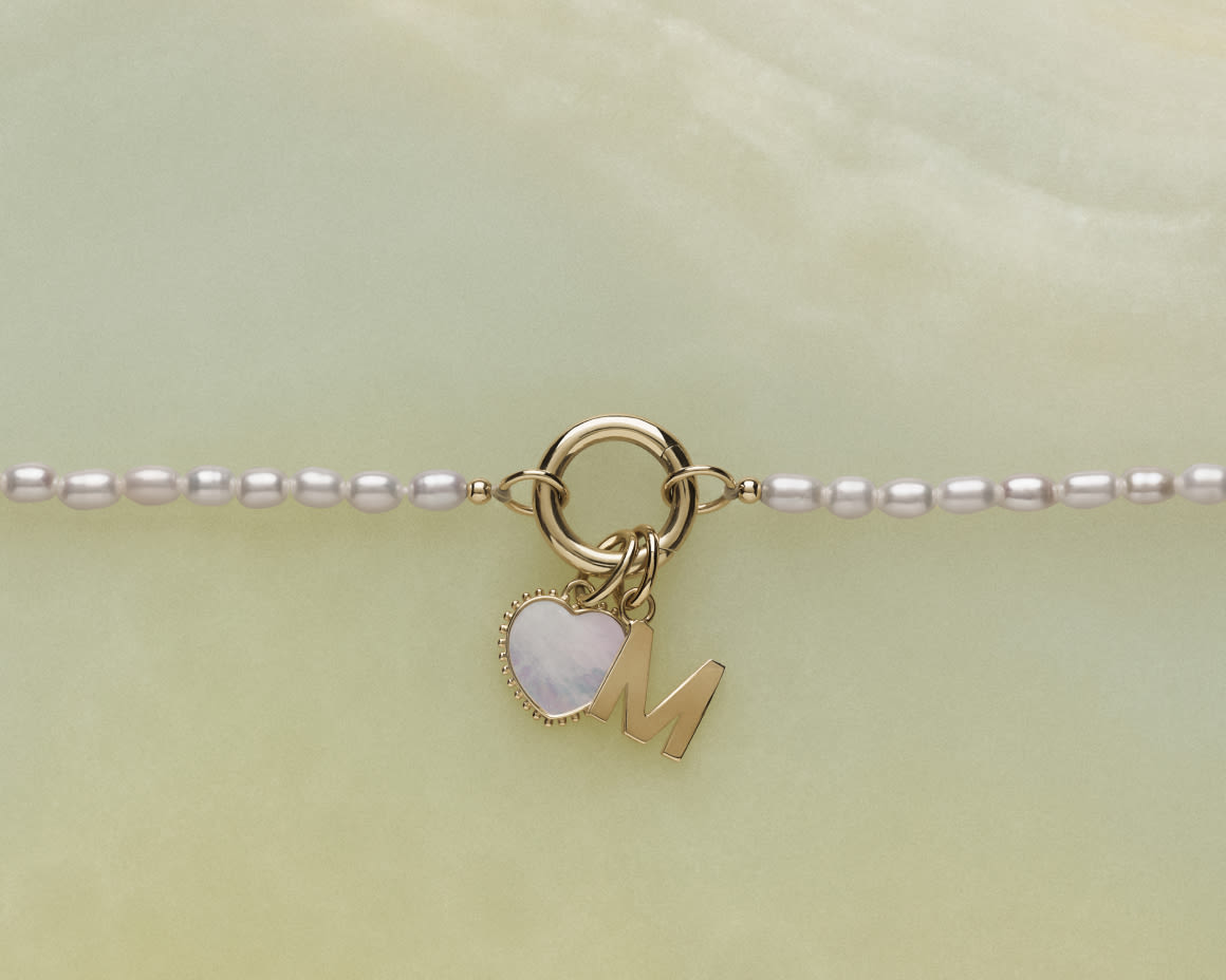 Image - PLP - QuickLink - Mothers Day Gifts - Pendant Bar