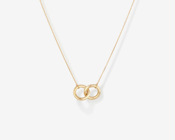 Gold circle necklace