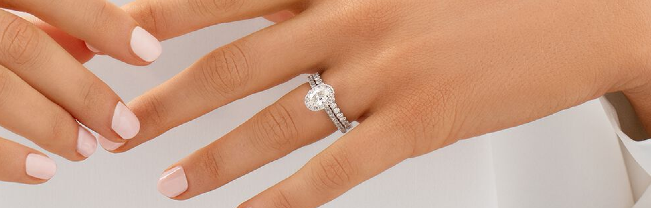 diamond whit egold engagement ring and matching wedding band