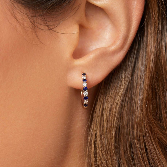 Boucles d'oreilles serties de pierres chez Michael Hill