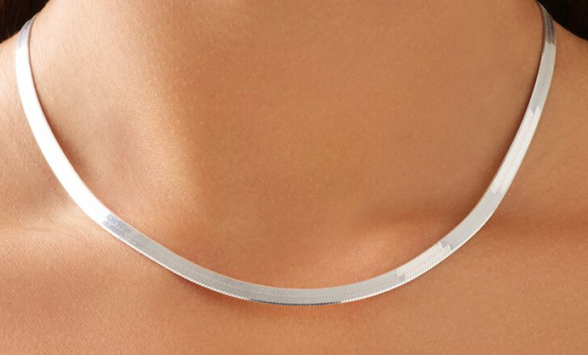 Shopping Dust 2MM Flat Snake Silver Chain for Men and Women Platinum Plated  Chain (22 inch) Silver Plated Stainless Steel Chain Price in India - Buy  Shopping Dust 2MM Flat Snake Silver