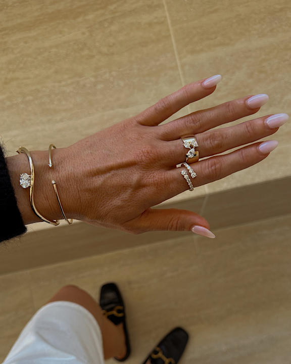 Image - FY26 - Shop The Look - Carousel - New Arrivals - Yellow Gold