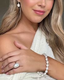  Iamge - FY26 - Shop The Look - Carousel - Gold and Diamonds