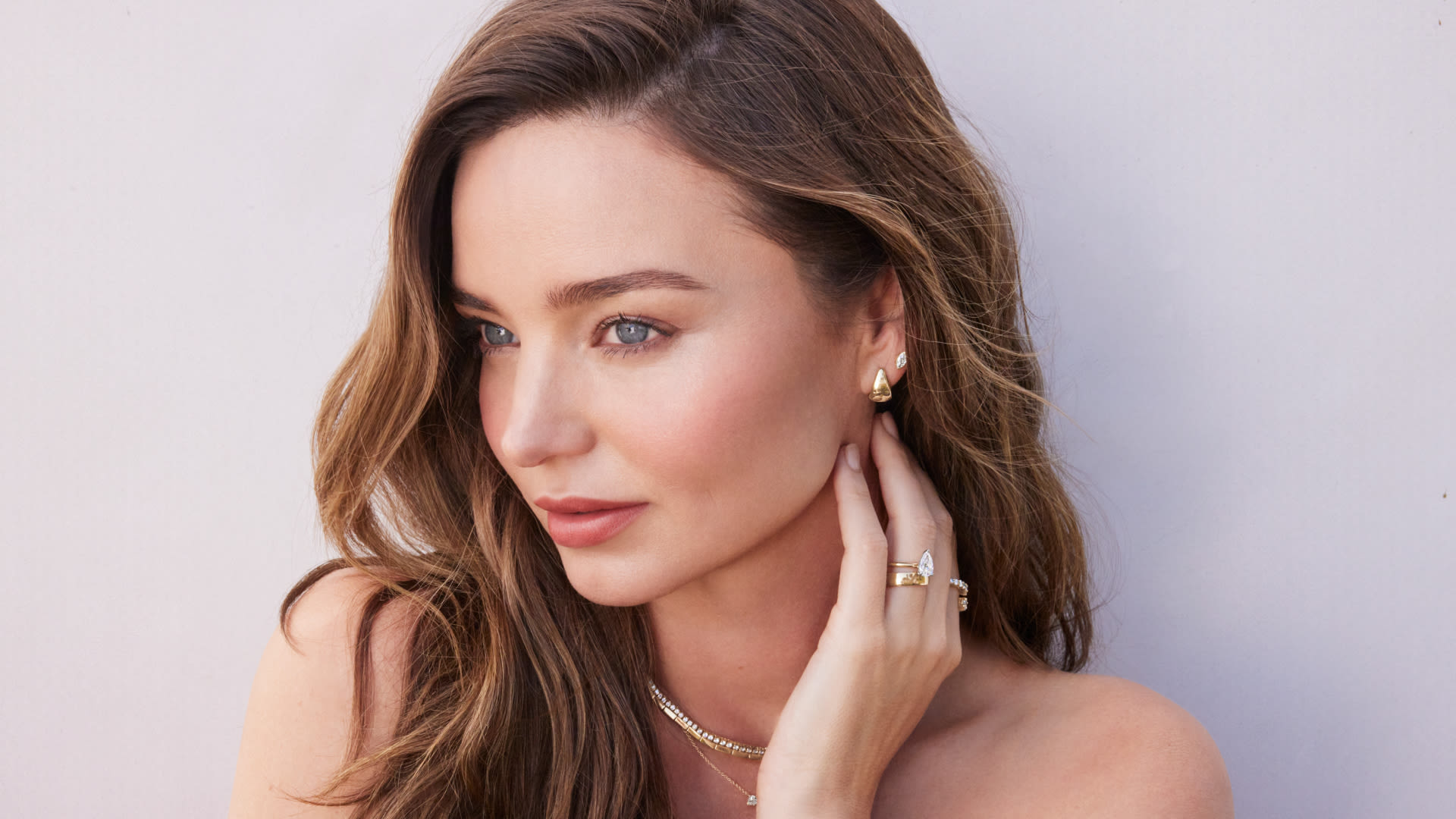 Miranda Kerr wearing Michael Hill jewellery