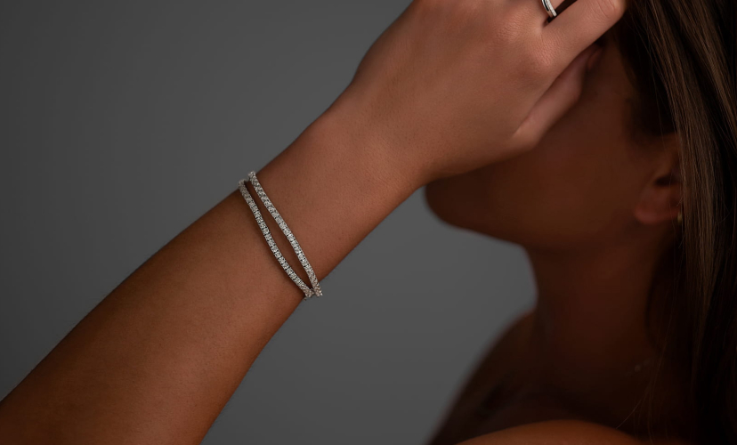 Buy GoldToned  White Bracelets  Bangles for Women by Iski Uski Online   Ajiocom