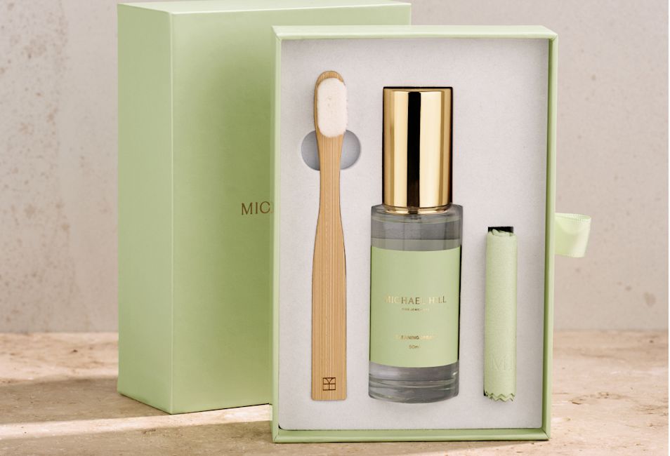 Michael Hill Jewellery Cleaning Kit Unboxed