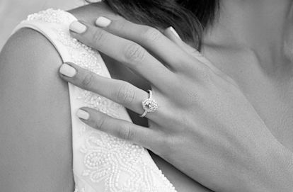Diamond engagement ring